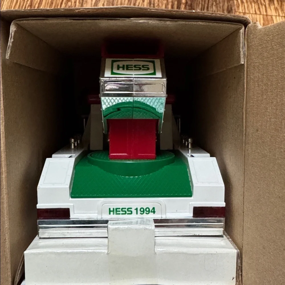 Vintage Hess 1994 Rescue Truck collectible new in box